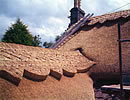 Thatched roof ridge